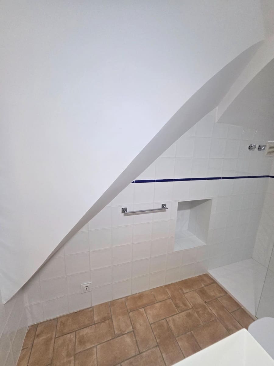 4 bedroom Apartment for rent in El Masnou - € 1,490 (Ref: 9944188)