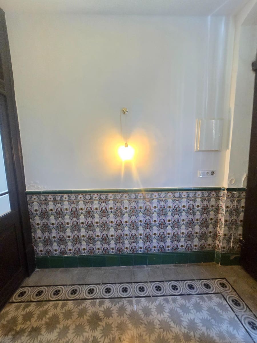 4 bedroom Apartment for rent in El Masnou - € 1,490 (Ref: 9944188)