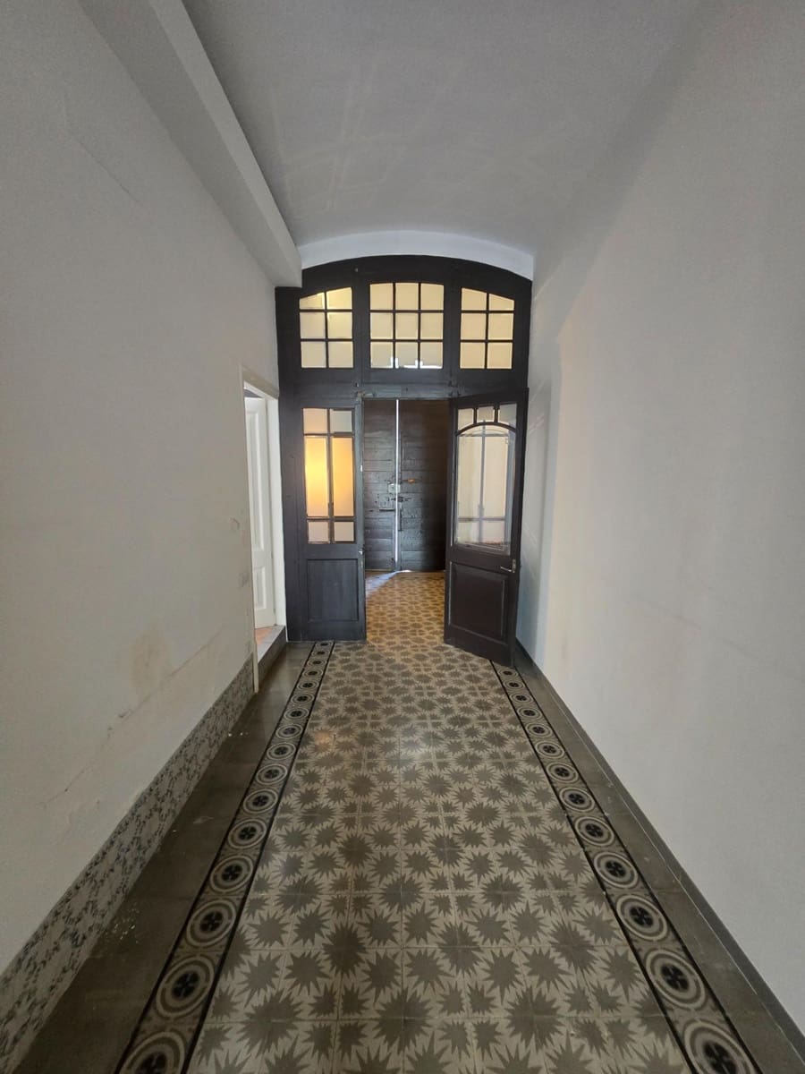 4 bedroom Apartment for rent in El Masnou - € 1,490 (Ref: 9944188)