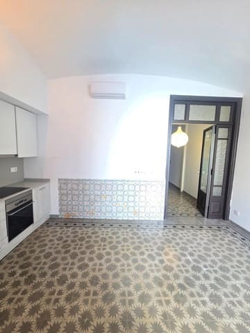 4 sovrum Lägenhet att hyra i El Masnou - 1 490 € (Ref: 9944188)
