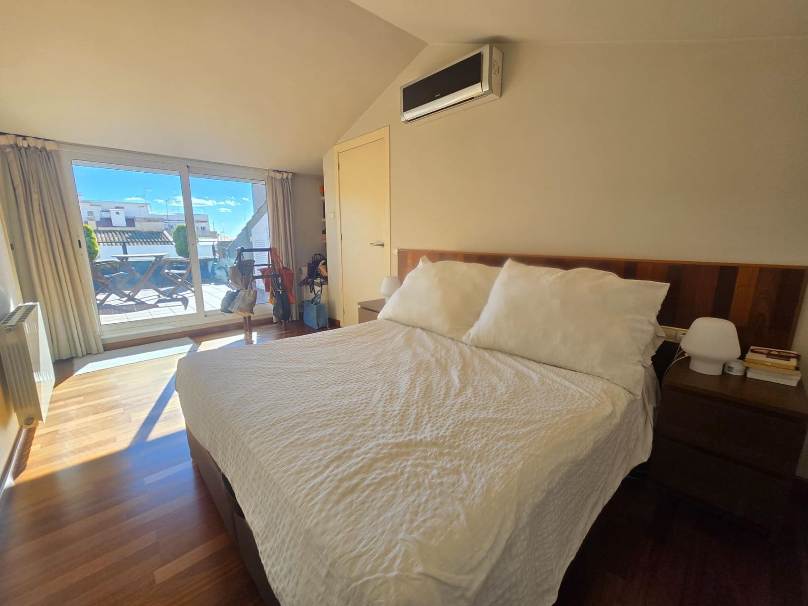 2 bedroom Apartment for rent in El Masnou - € 1,931 (Ref: 9945919)