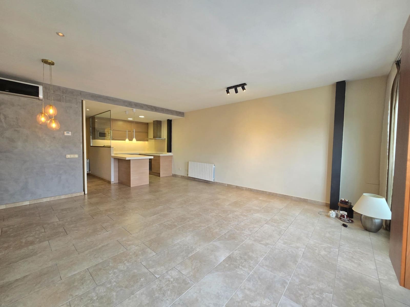 3 bedroom Apartment for rent in El Masnou - € 1,931 (Ref: 9945919)
