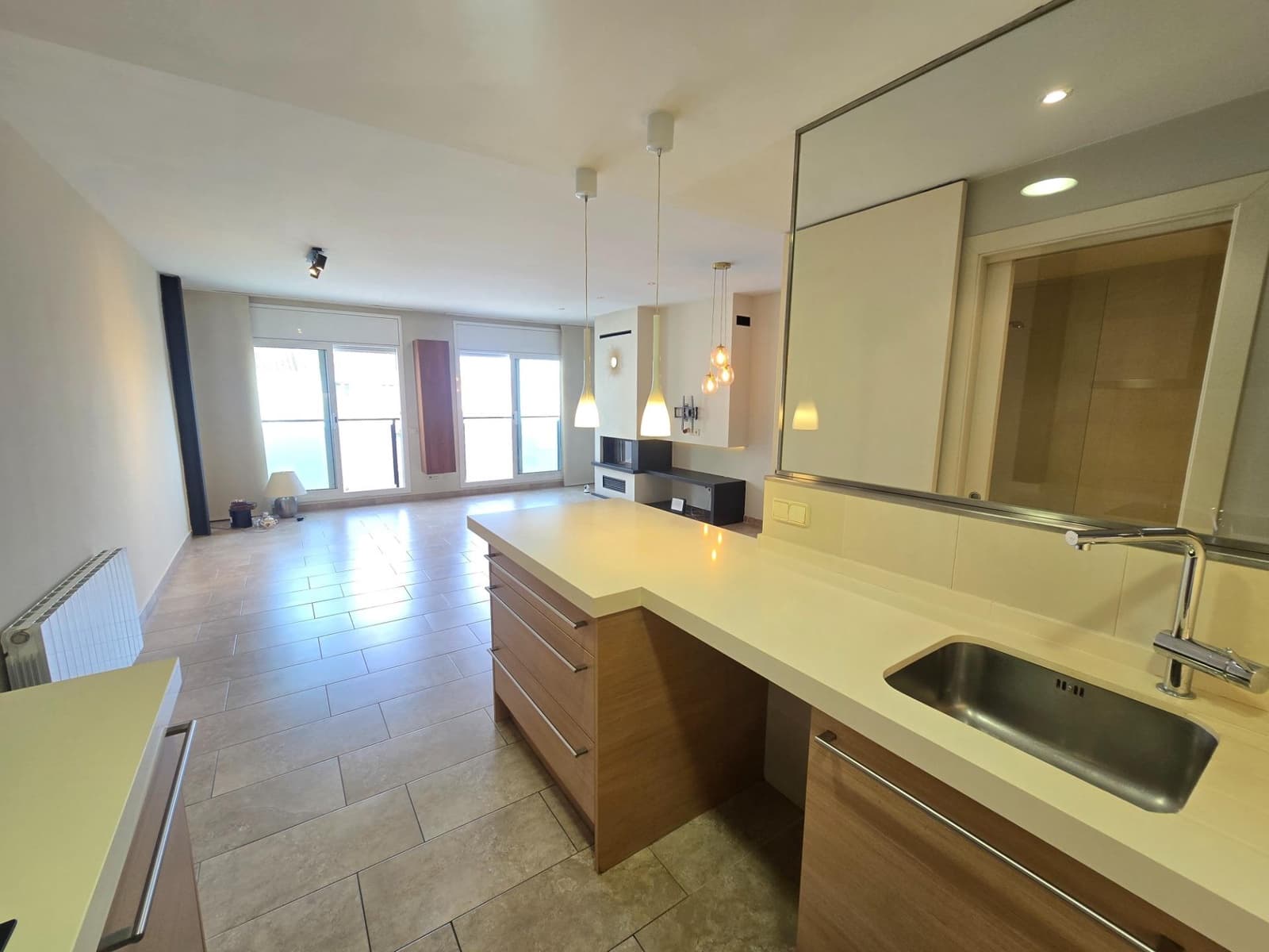 3 bedroom Apartment for rent in El Masnou - € 1,931 (Ref: 9945919)