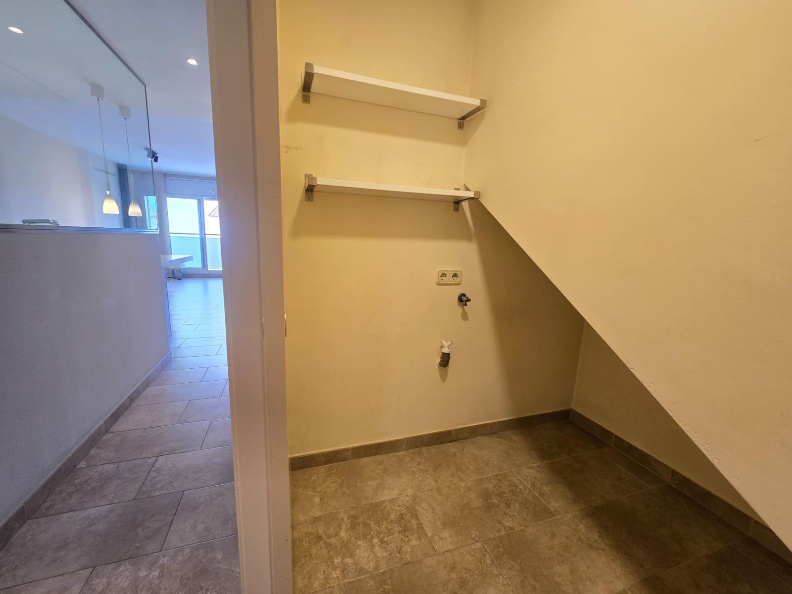 3 bedroom Apartment for rent in El Masnou - € 1,931 (Ref: 9945919)