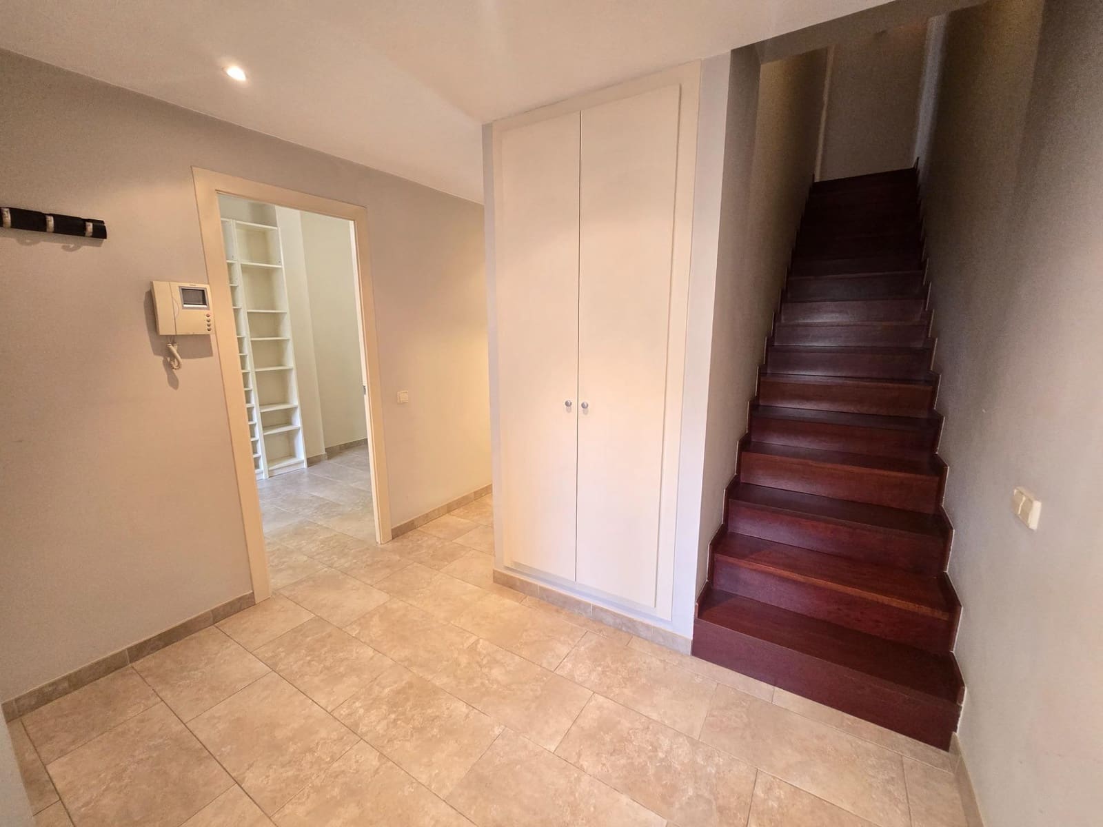 3 bedroom Apartment for rent in El Masnou - € 1,931 (Ref: 9945919)