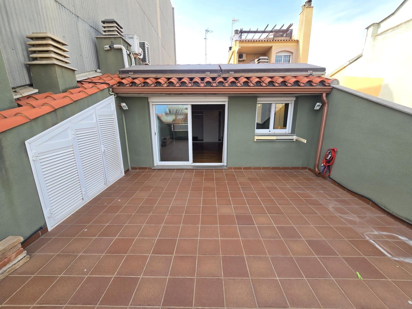 3 bedroom Apartment for rent in El Masnou - € 1,931 (Ref: 9945919)