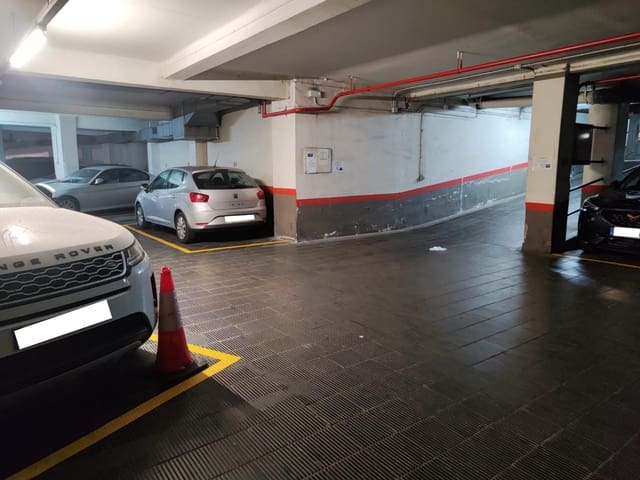 Garaje en Sants, Barcelona ciudad en venta - 18.980 € (Ref: 9979850)