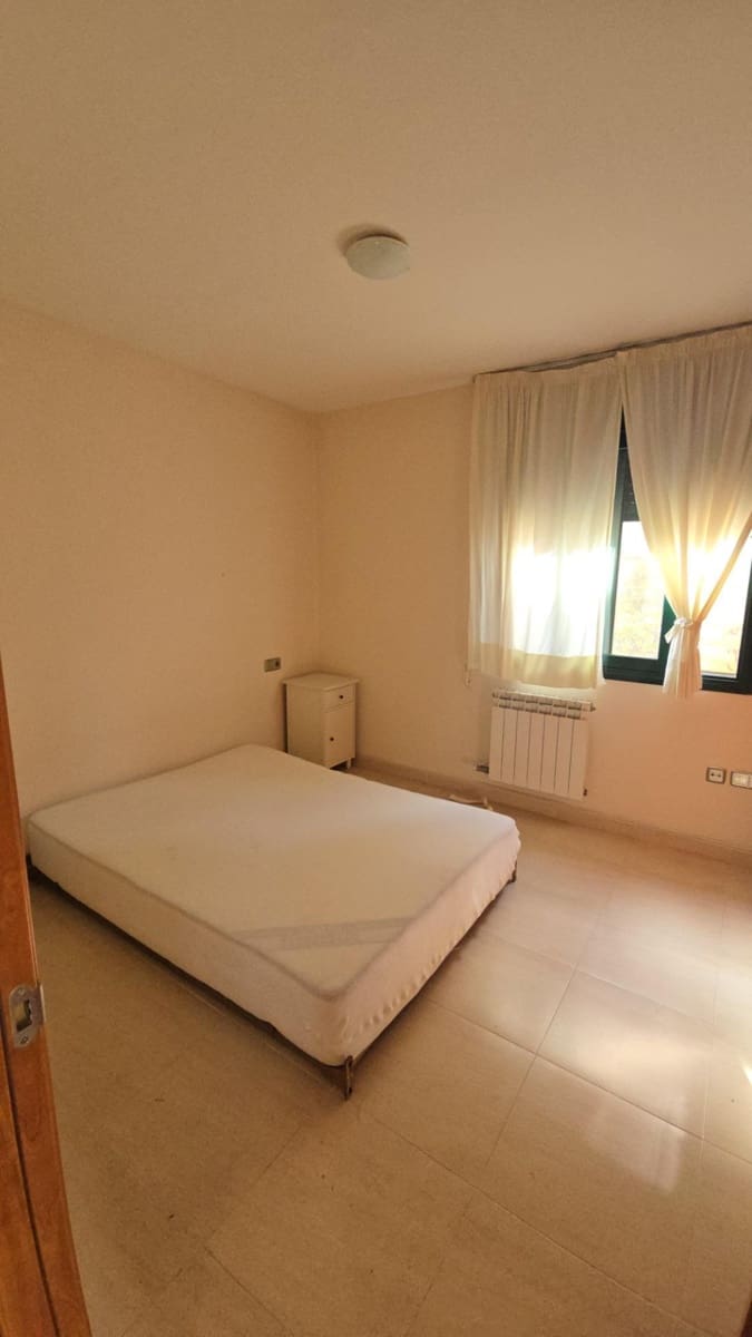 4 sypialnia Dom na sprzedaż w Reus z basenem garażem - 467 000 € (Ref: 9995861)