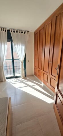 4 sypialnia Dom na sprzedaż w Reus z basenem garażem - 467 000 € (Ref: 9995861)