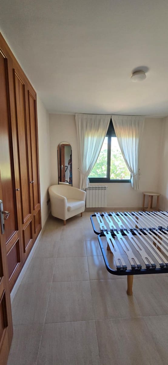 4 sypialnia Dom na sprzedaż w Reus z basenem garażem - 467 000 € (Ref: 9995861)