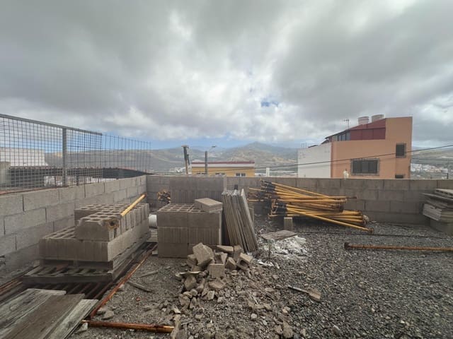 Ruin til salgs i Arucas - € 150 000 (Ref: 8608613)