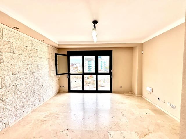 2 soveværelse Penthouse til salg i Guanarteme, Las Palmas de Gran Canaria med garage - € 450.000 (Ref: 9036832)