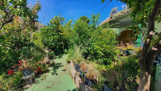 3 bedroom Cave House for sale in Gáldar - € 80,000 (Ref: 9104777)