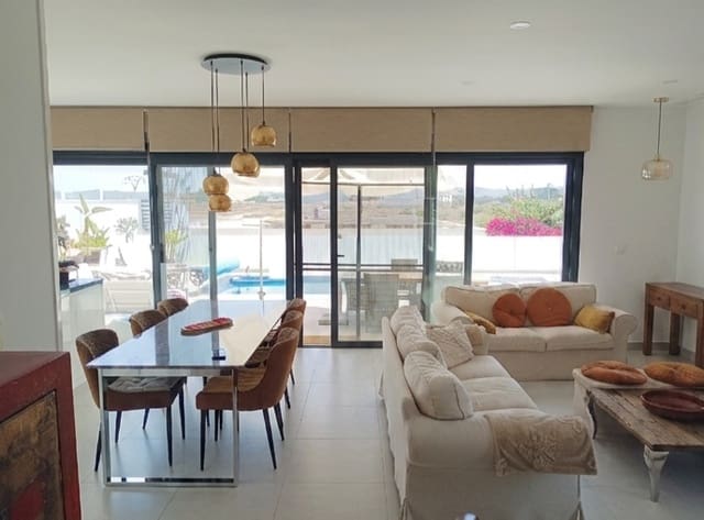 3 soveværelse Villa til salg i Desamparados - Hurchillo - Torremendo, Orihuela med swimmingpool garage - € 469.900 (Ref: 10016926)