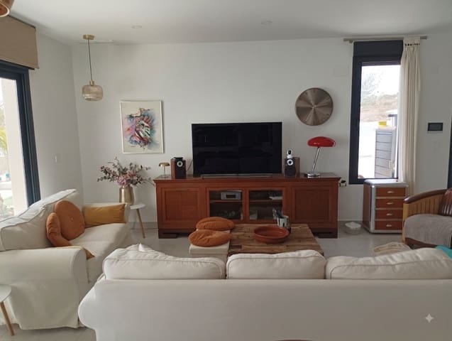 3 soveværelse Villa til salg i Desamparados - Hurchillo - Torremendo, Orihuela med swimmingpool garage - € 469.900 (Ref: 10016926)