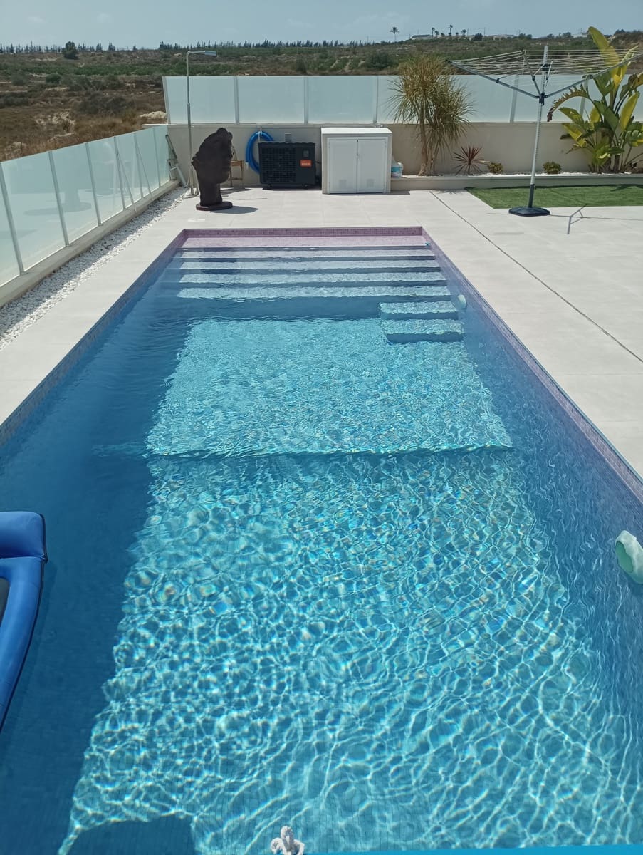 3 soveværelse Villa til salg i Orihuela med swimmingpool garage - € 469.900 (Ref: 10016926)