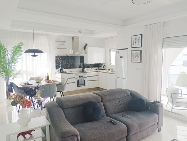 2 makuuhuone Huoneisto myytävänä paikassa Ciudad Quesada, Rojales mukana uima-altaan 
autotalli - 329 900 € (Ref: 10016966)