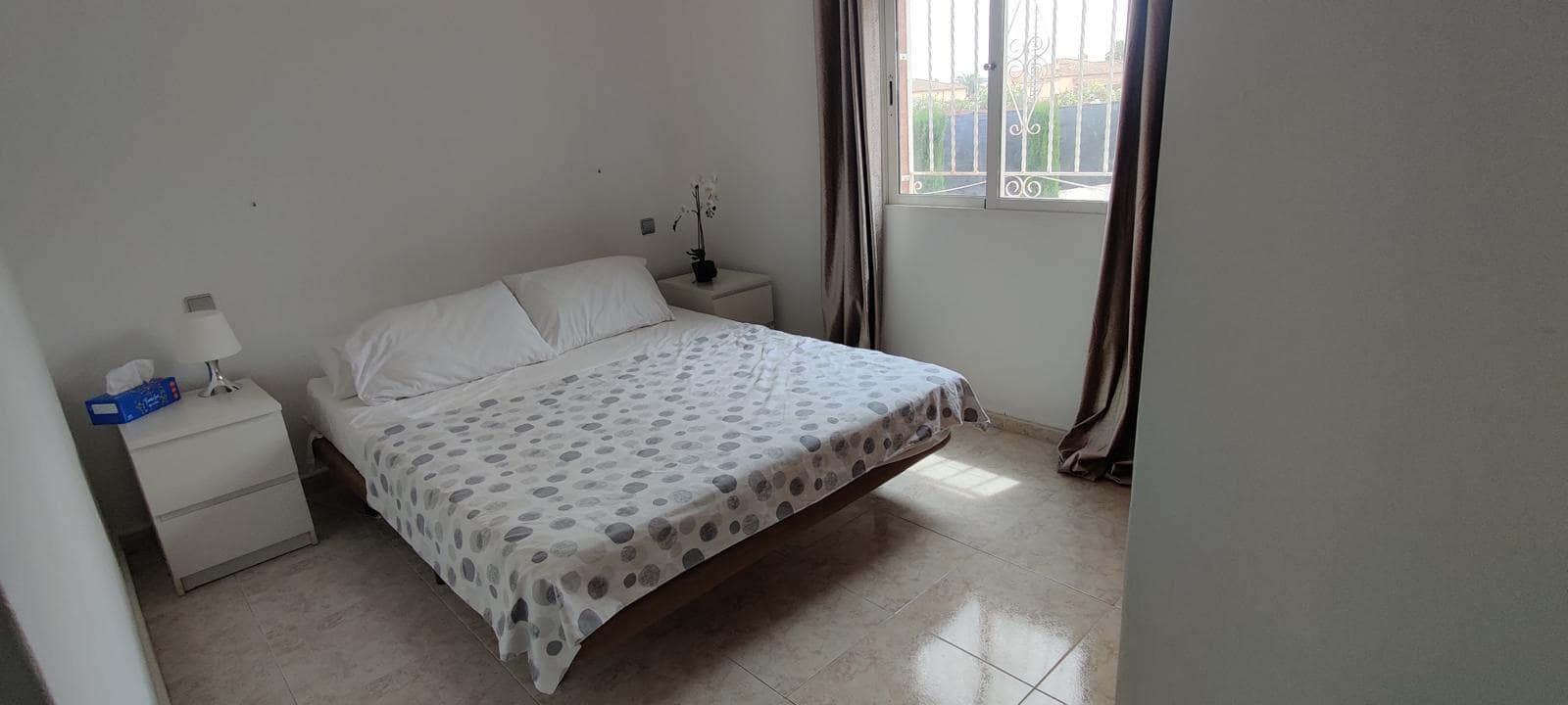 4 bedroom Villa for sale in Catral with pool - € 419,900 (Ref: 10021443)