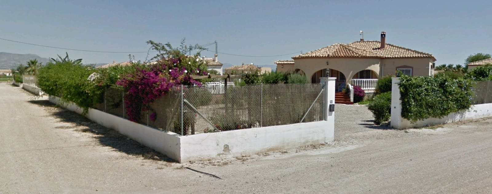 4 bedroom Villa for sale in Catral with pool - € 419,900 (Ref: 10021443)