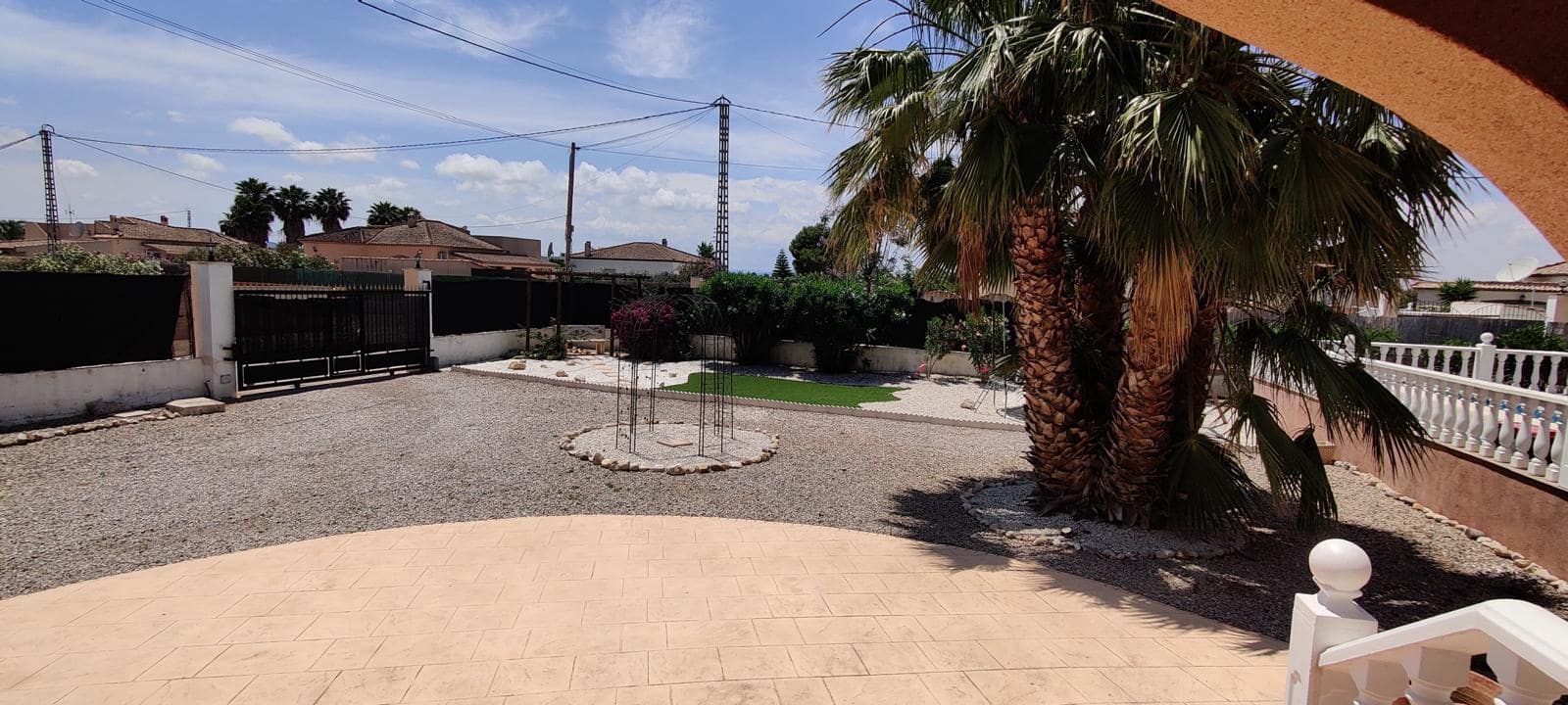 4 bedroom Villa for sale in Catral with pool - € 419,900 (Ref: 10021443)