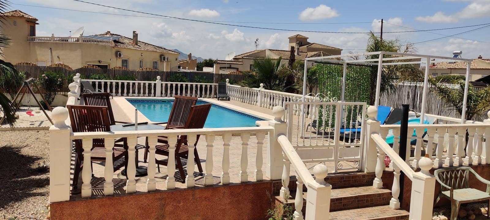 4 bedroom Villa for sale in Catral with pool - € 419,900 (Ref: 10021443)