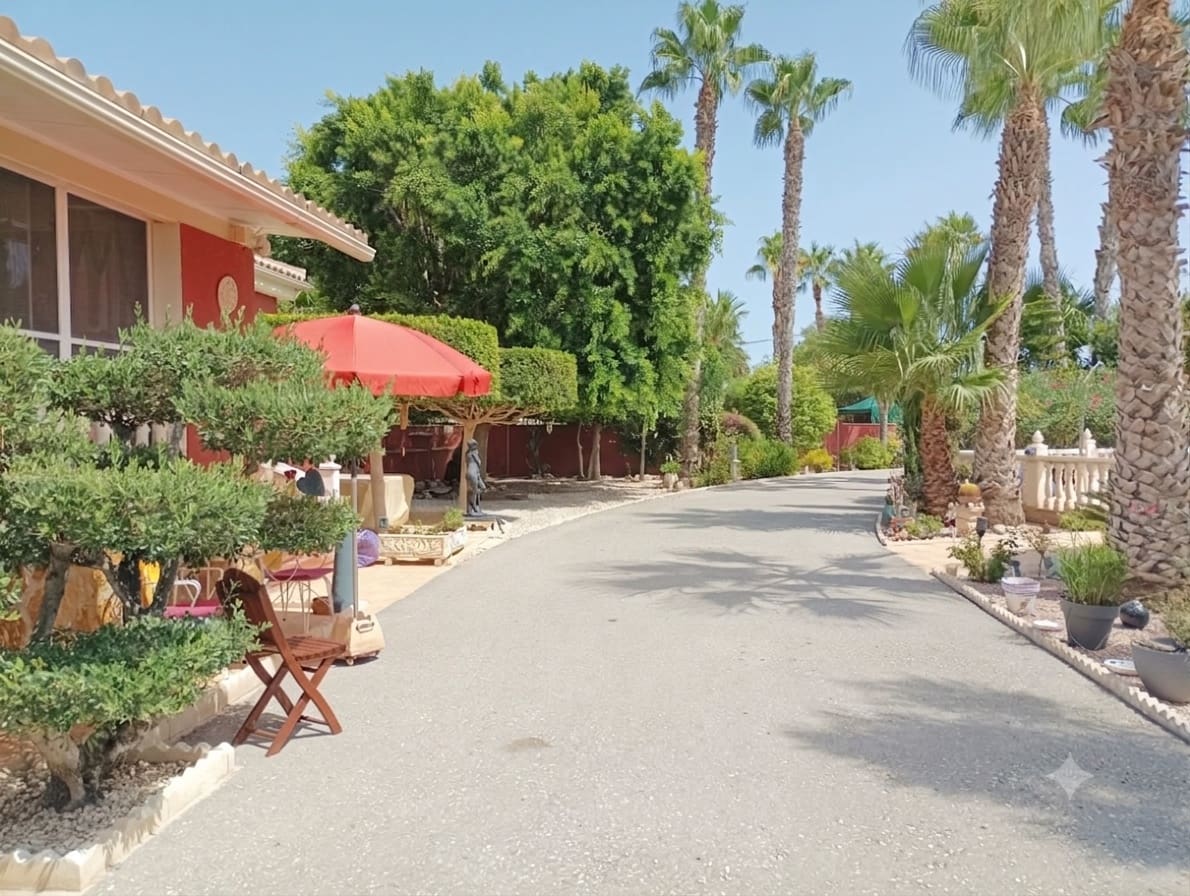 3 chambre Villa/Maison à vendre à Catral avec piscine garage - 425 000 € (Ref: 10100658)