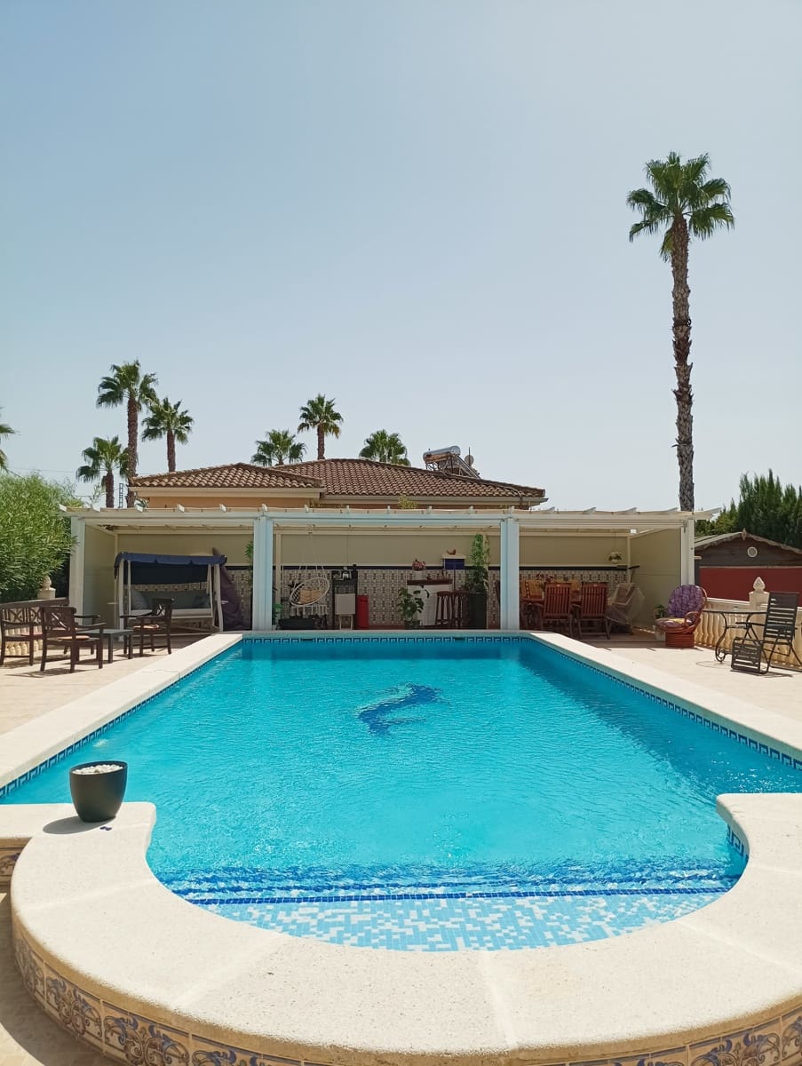 3 chambre Villa/Maison à vendre à Catral avec piscine garage - 425 000 € (Ref: 10100658)
