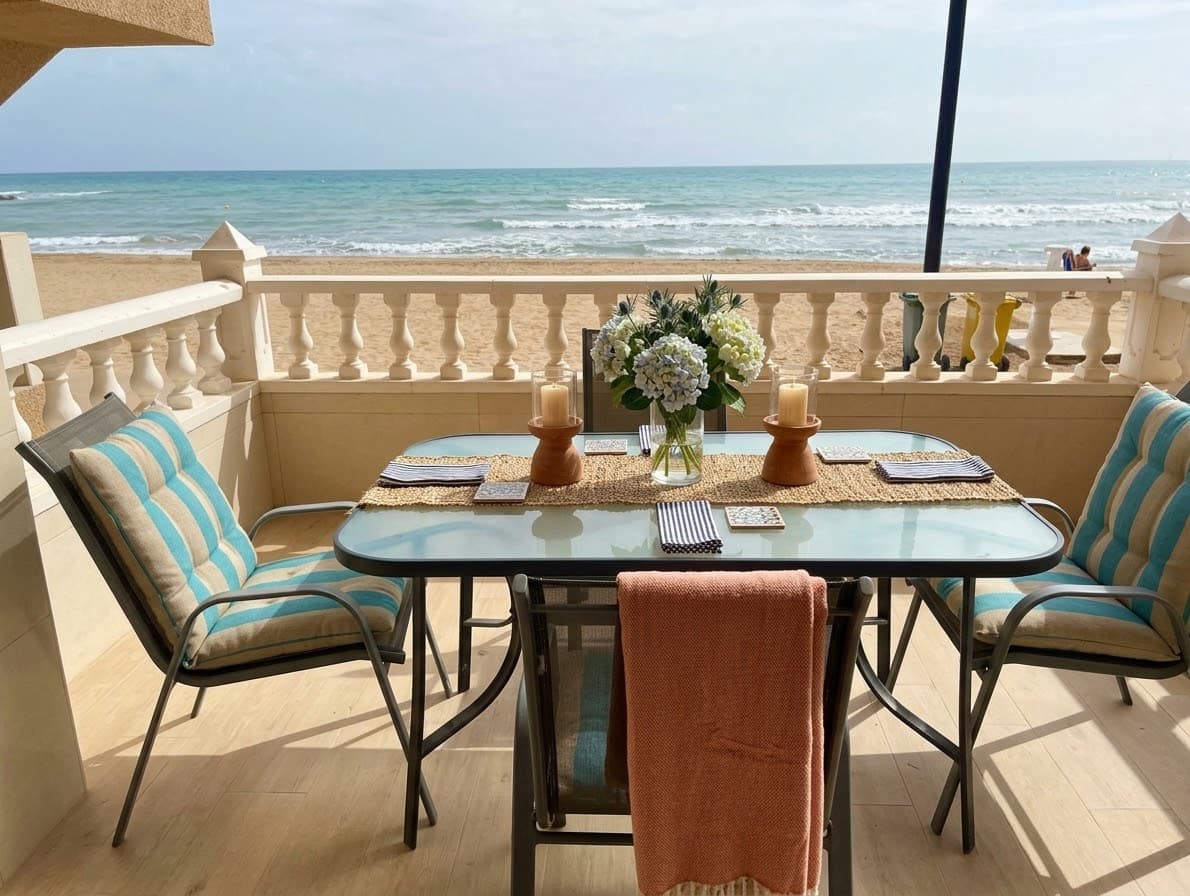 2 sovrum Strandlägenhet att hyra i La Mata - 1 550 € (Ref: 10142613)
