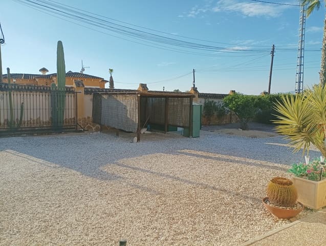 3 Zimmer Villa zu verkaufen in Catral mit Pool Garage - 399.000 € (Ref: 10155264)