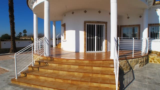 4 makuuhuone Huvila vuokrattavana paikassa Catral - 1 250 € (Ref: 6697079)