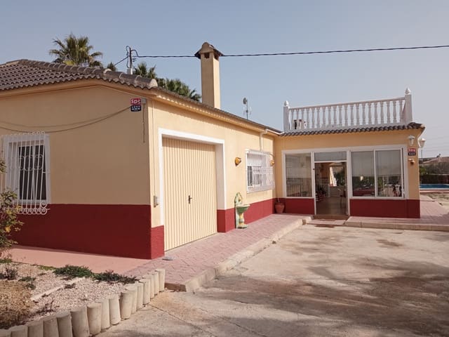 2 bedroom Finca/Country House for sale in Crevillente / Crevillent with pool garage - € 365,000 (Ref: 7411392)