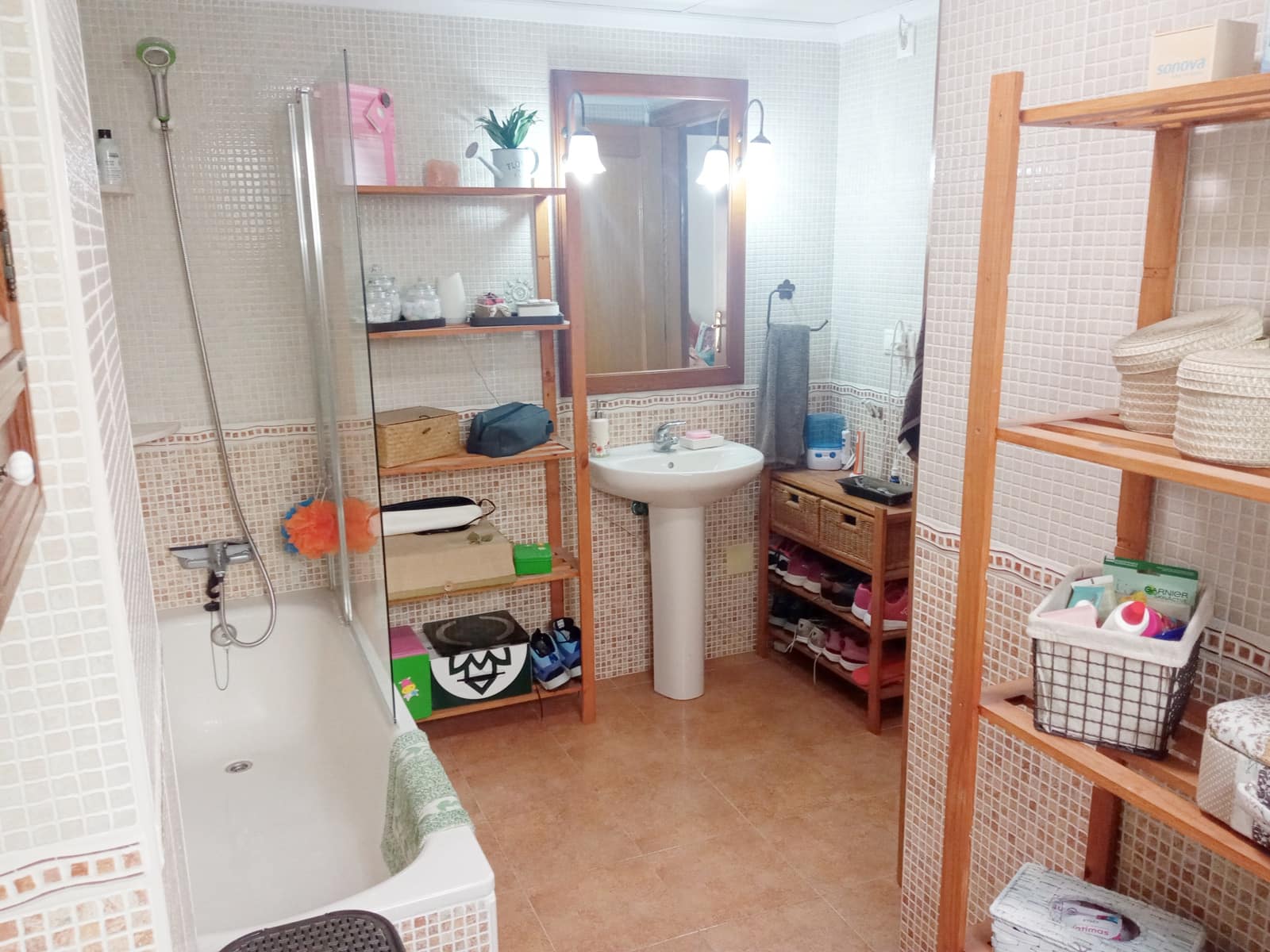 3 soveværelse Bungalow til leje i San Felipe Neri med garage - € 880 (Ref: 7741809)