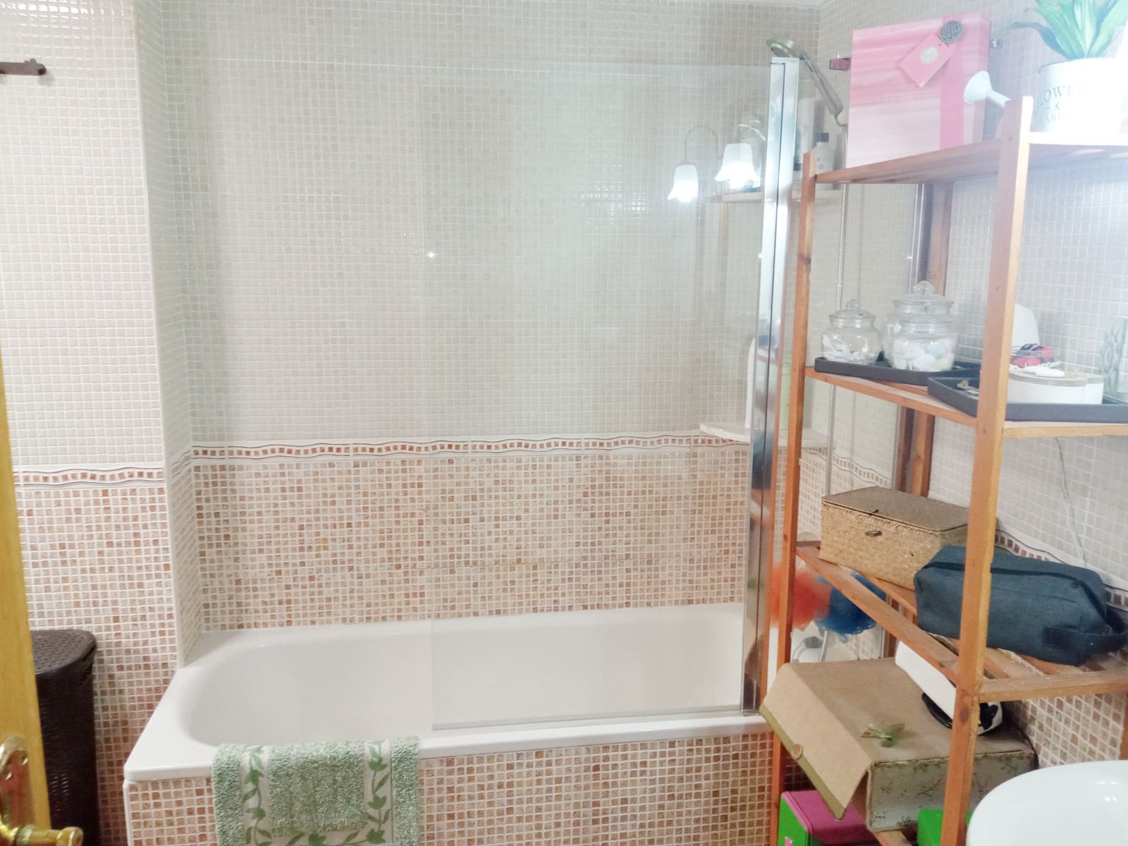 3 soveværelse Bungalow til leje i San Felipe Neri med garage - € 880 (Ref: 7741809)