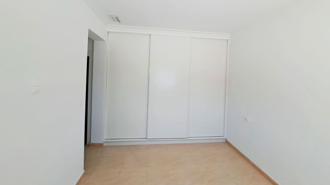 3 soveværelse Villa til salg i Catral med swimmingpool - € 355.000 (Ref: 8324051)