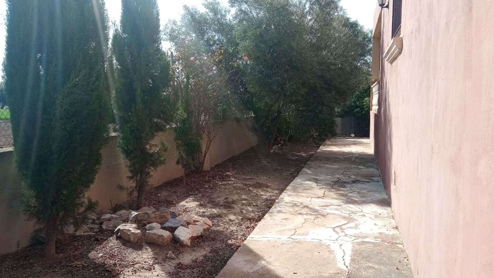 3 bedroom Villa for sale in Catral with garage - € 239,900 (Ref: 8611868)