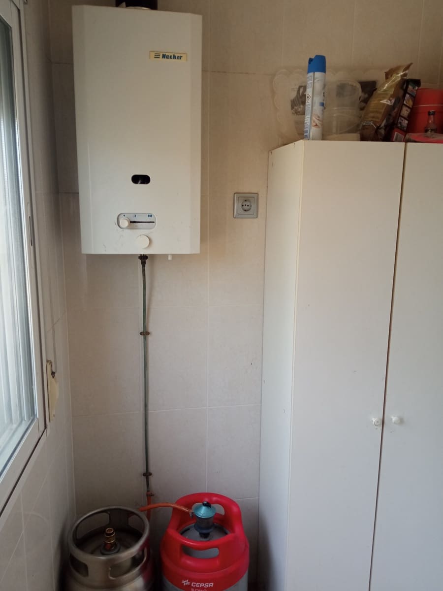 3 bedroom Villa for sale in Catral with garage - € 239,900 (Ref: 8611868)