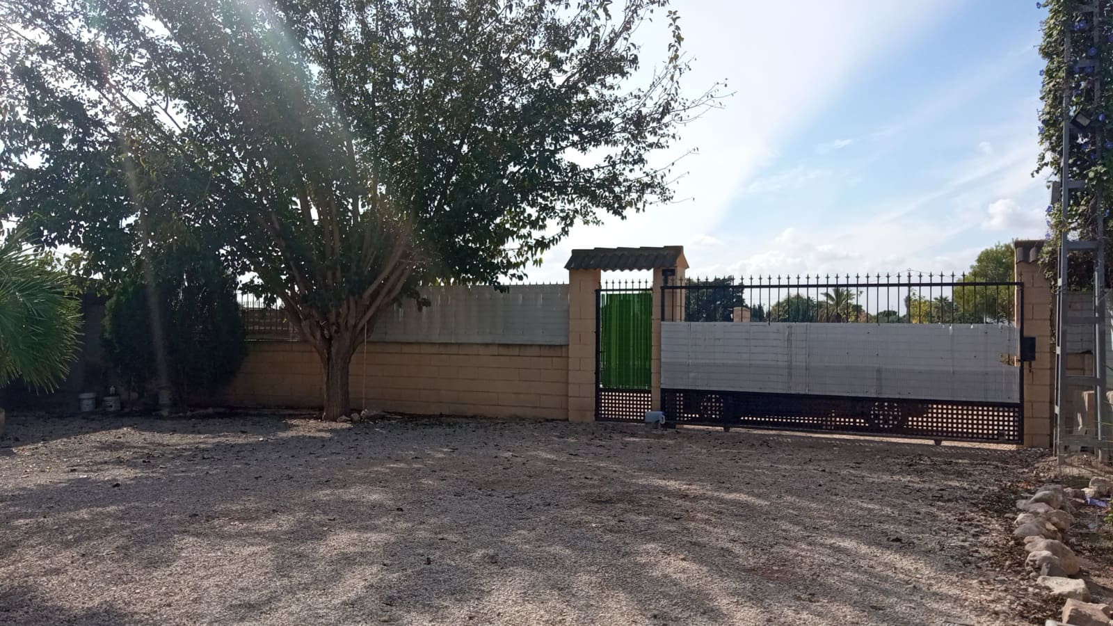 3 bedroom Villa for sale in Catral with garage - € 239,900 (Ref: 8611868)