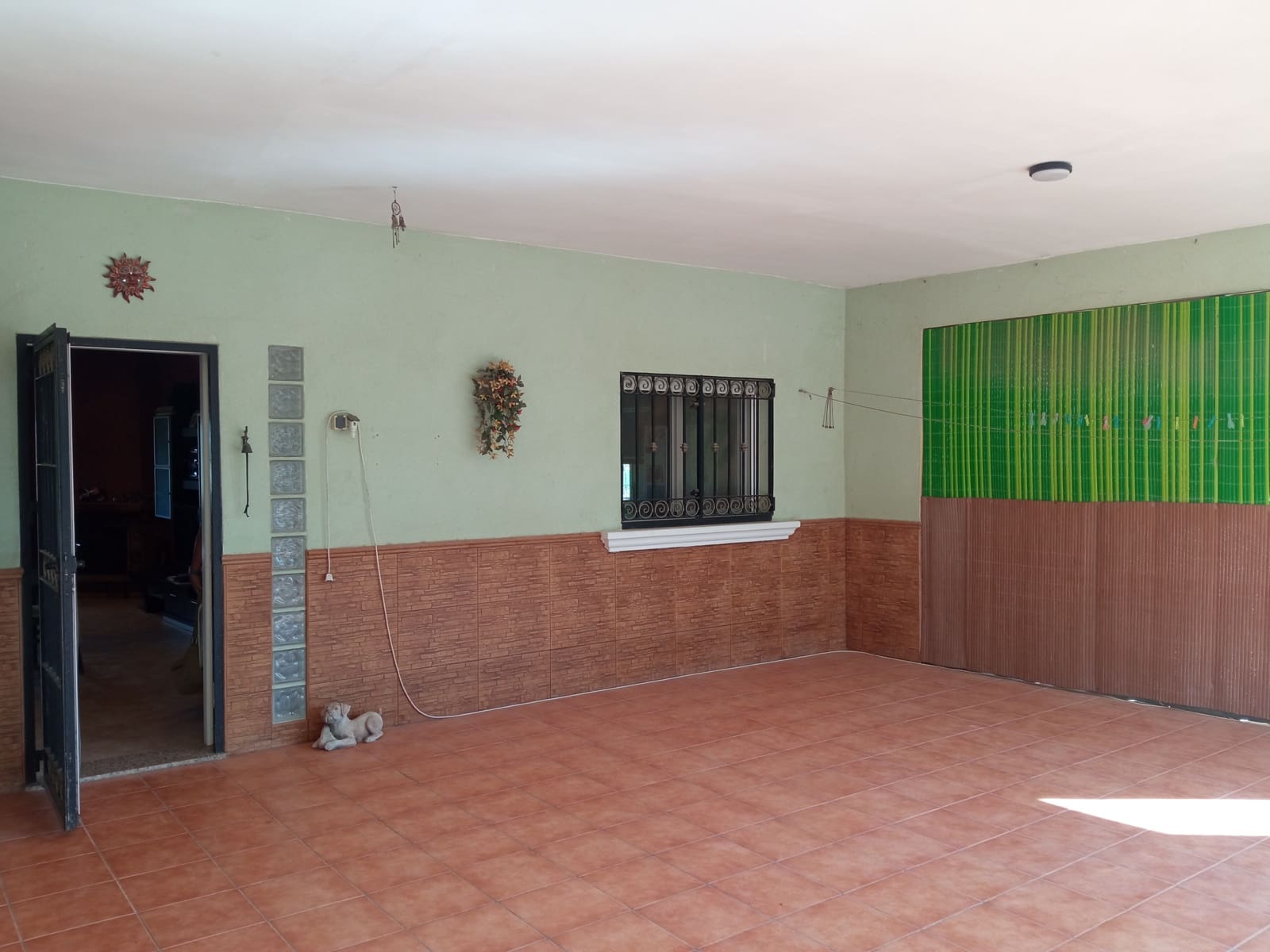 3 bedroom Villa for sale in Catral with garage - € 239,900 (Ref: 8611868)