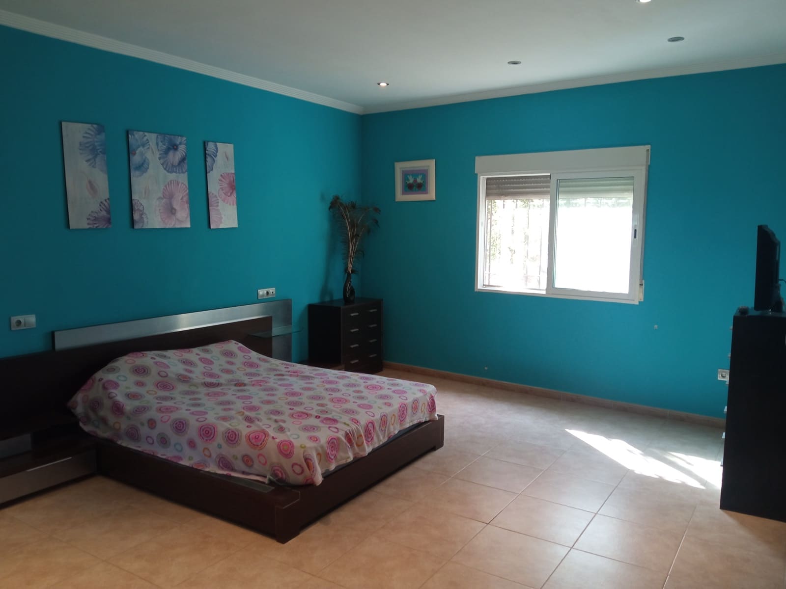 3 bedroom Villa for sale in Catral with garage - € 239,900 (Ref: 8611868)