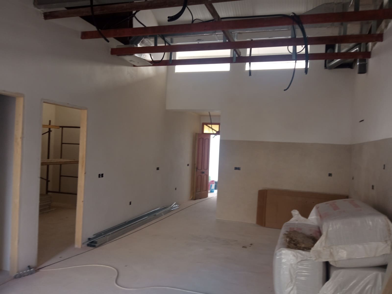 3 soveværelse Byhus til leje i Catral - € 975 (Ref: 8893841)