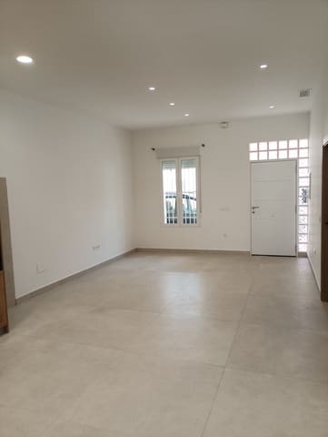3 Zimmer Haus zu vermieten in Catral - 950 € (Ref: 8893841)