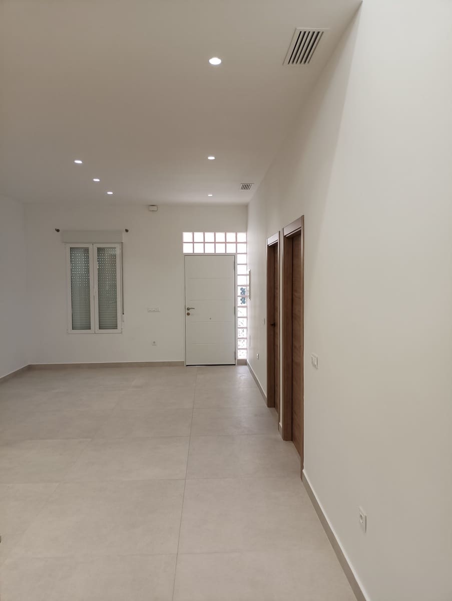 3 Zimmer Haus zu vermieten in Catral - 950 € (Ref: 8893841)