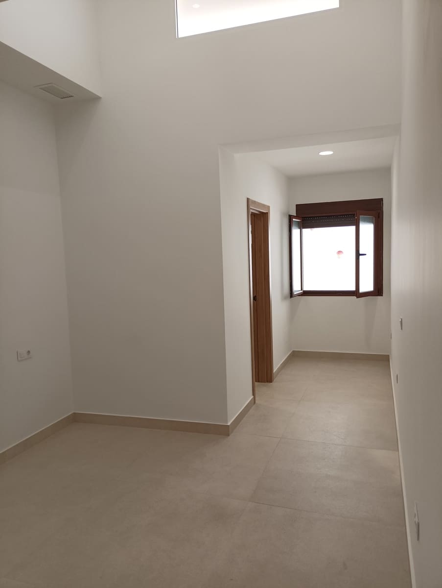 3 Zimmer Haus zu vermieten in Catral - 950 € (Ref: 8893841)