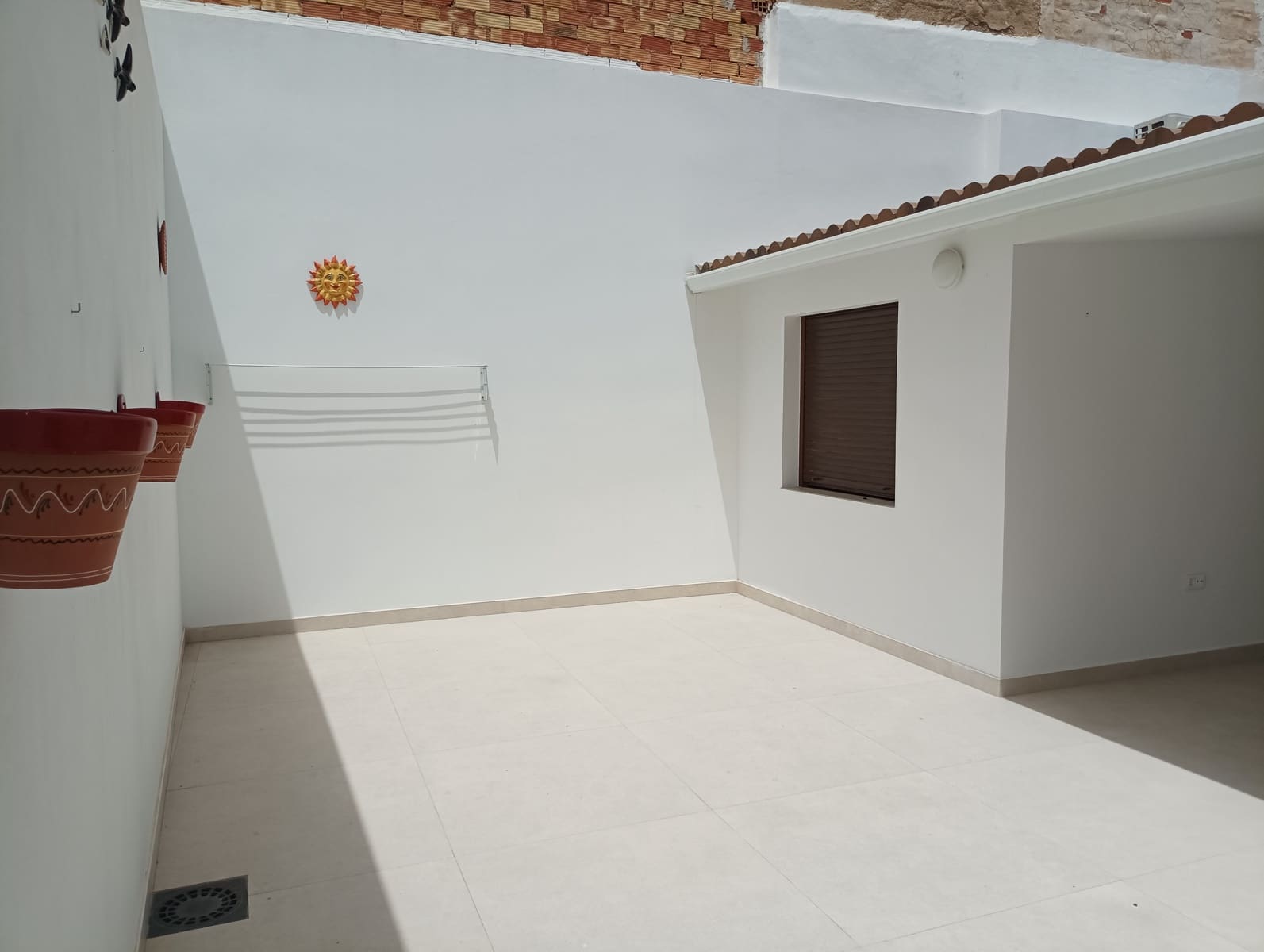 3 Zimmer Haus zu vermieten in Catral - 950 € (Ref: 8893841)