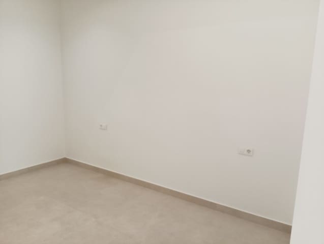 3 Zimmer Haus zu vermieten in Catral - 950 € (Ref: 8893841)