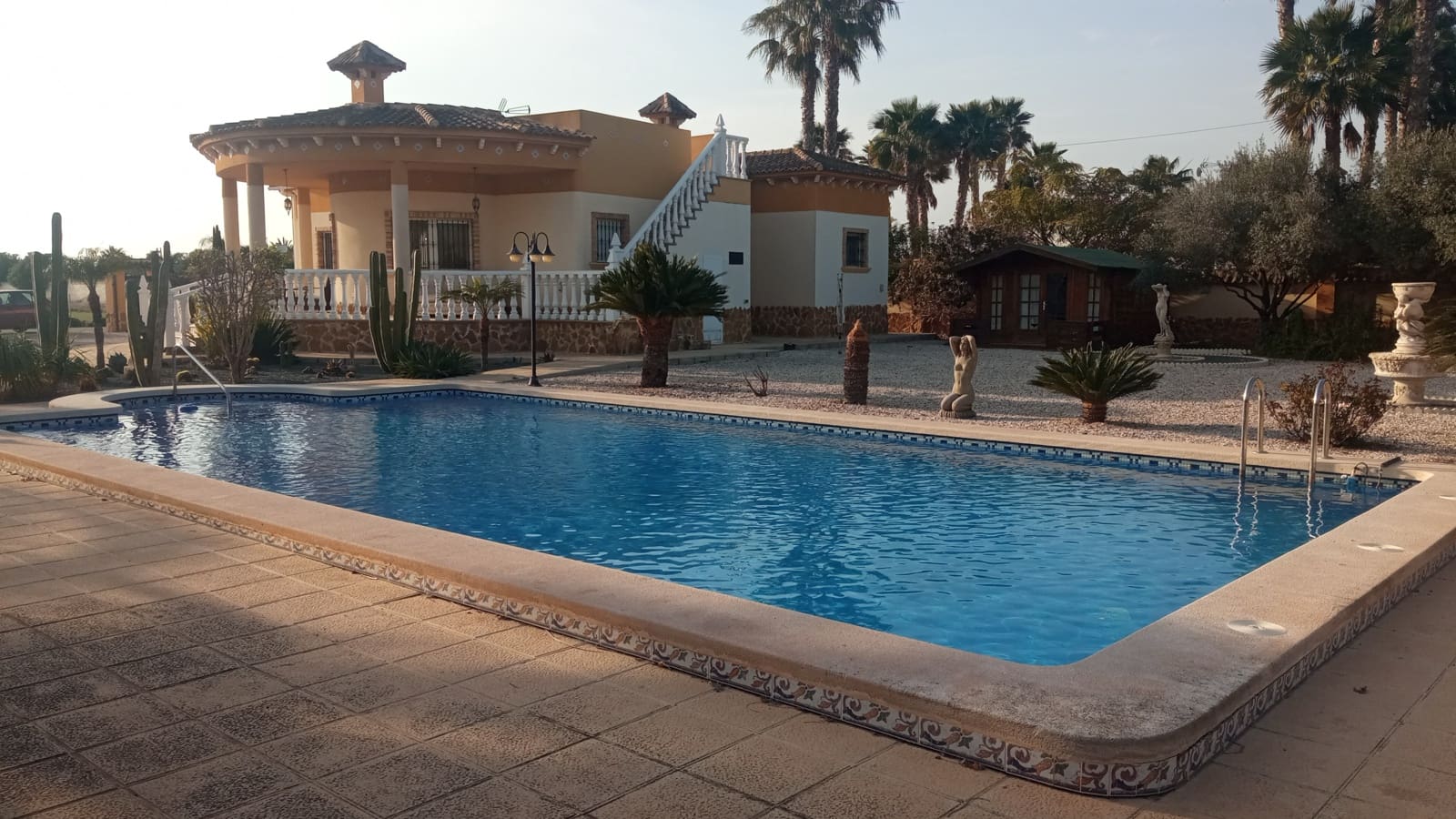 4 Zimmer Villa zu verkaufen in Catral mit Pool Garage - 389.900 € (Ref: 8902849)