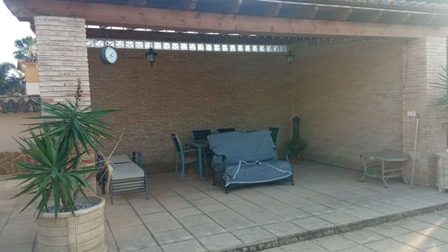 4 Zimmer Villa zu verkaufen in Catral mit Pool Garage - 389.900 € (Ref: 8902849)