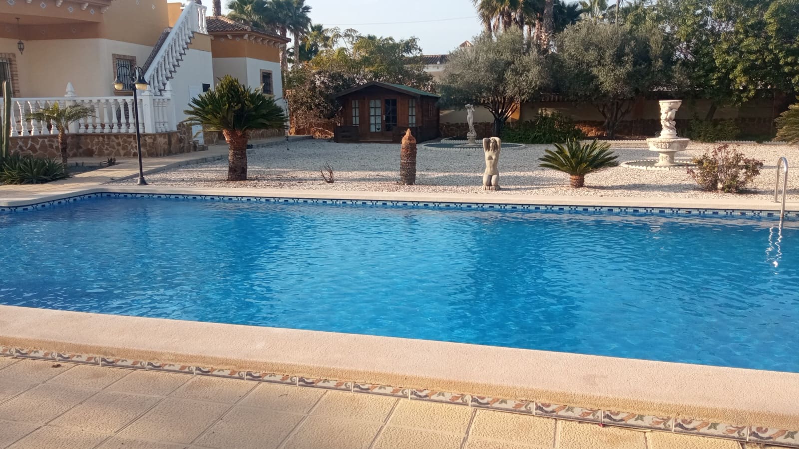 4 Zimmer Villa zu verkaufen in Catral mit Pool Garage - 389.900 € (Ref: 8902849)