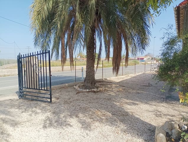 5 makuuhuone Maalaistalo myytävänä paikassa Crevillente / Crevillent - 219 900 € (Ref: 8966770)