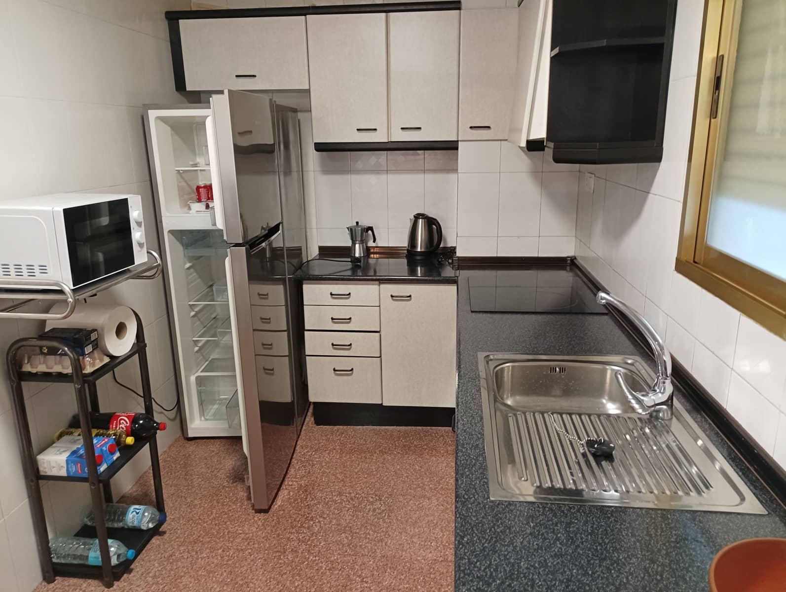 2 soveværelse Strandlejlighed til leje i Torrevieja med garage - € 1.100 (Ref: 9158367)